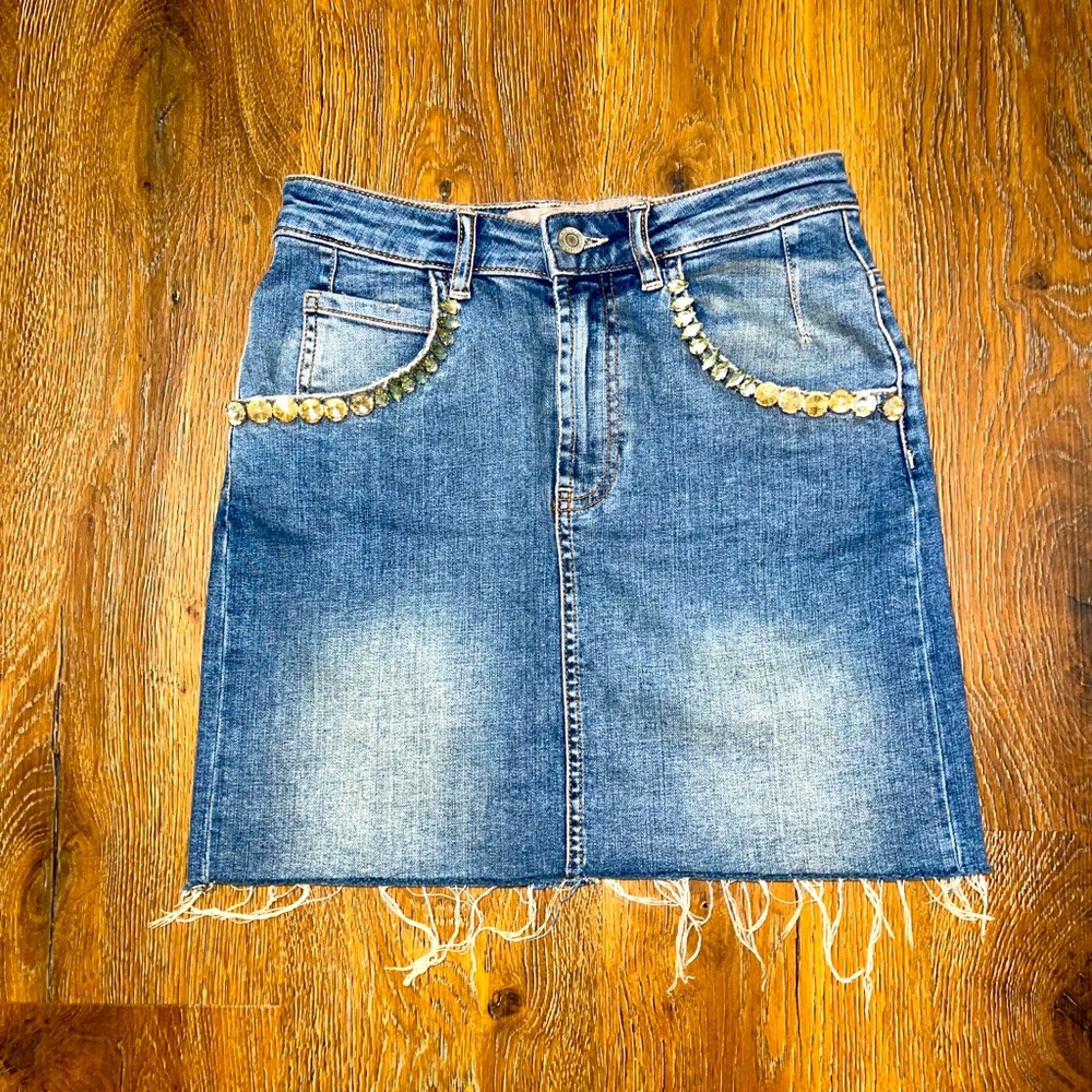 Guess skirt size 26